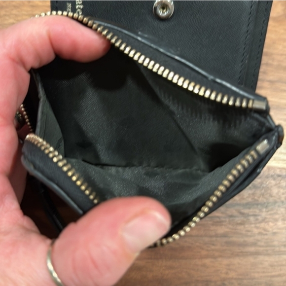 Kate Spade Wallet - Picture 7 of 7